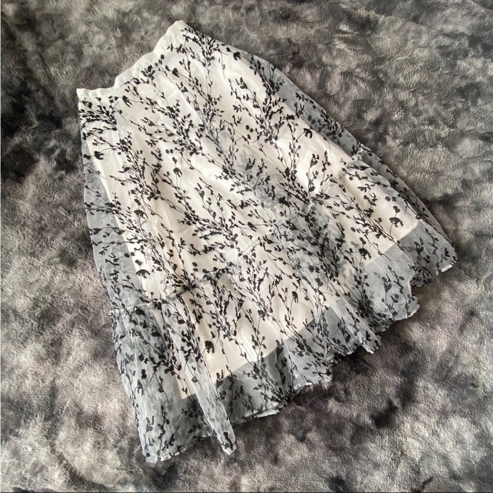 White/black tulle skirt size sm/med